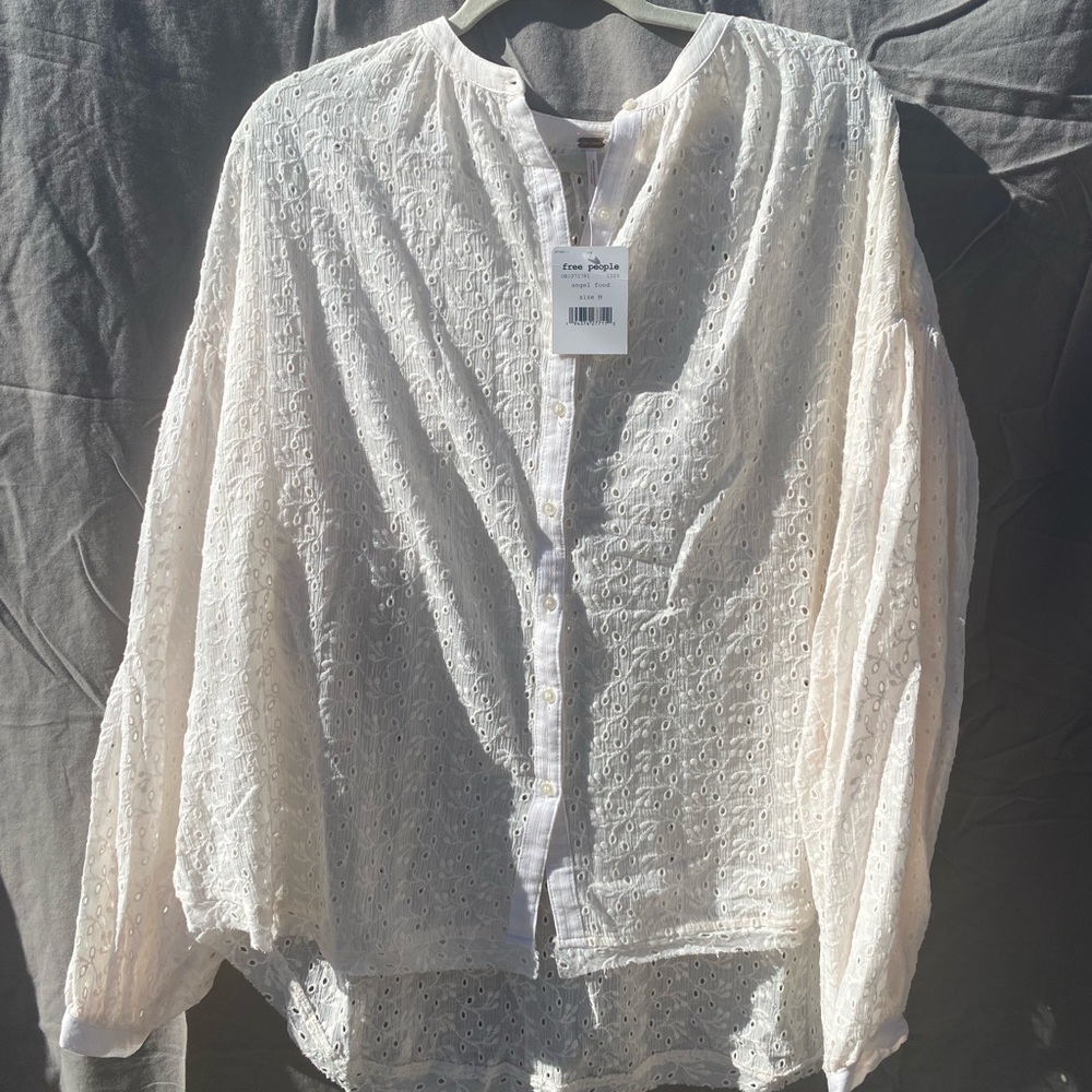 Free People, Maddison Eyelet Blouse, New with tags, Medium, Ivory - Picture 2 of 5